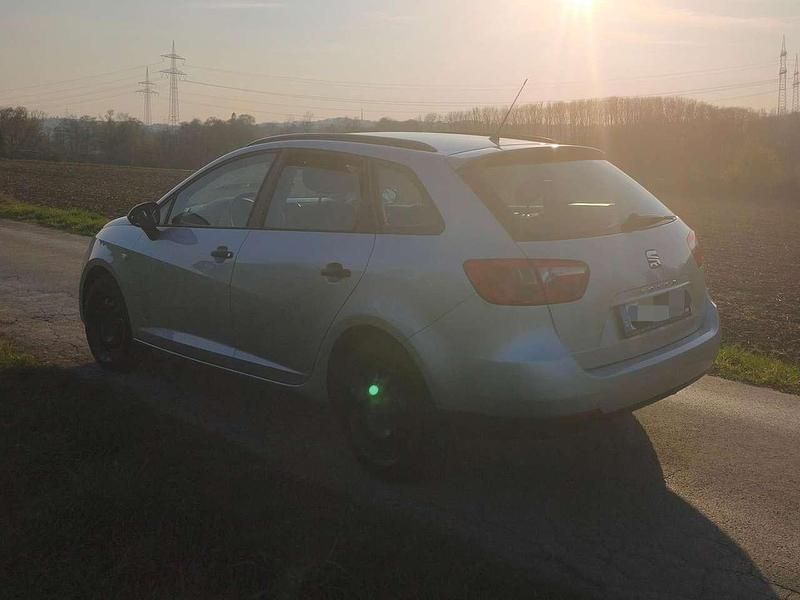 Gebraucht Seat Ibiza ST CONNECT 75 PS (55 kW) 2015 Silber Kombi