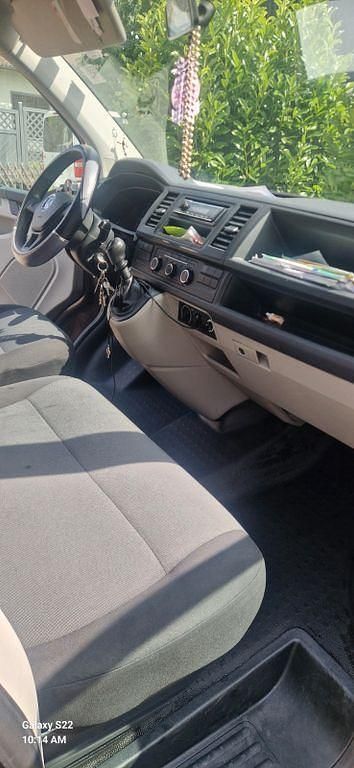 Gebraucht VW Transporter 102 PS (75 kW) 2019 Braun Van