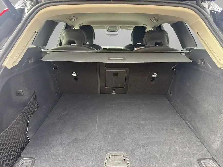 Brugt Volvo XC60 250 HK (183 kW) 2024 Grå SUV