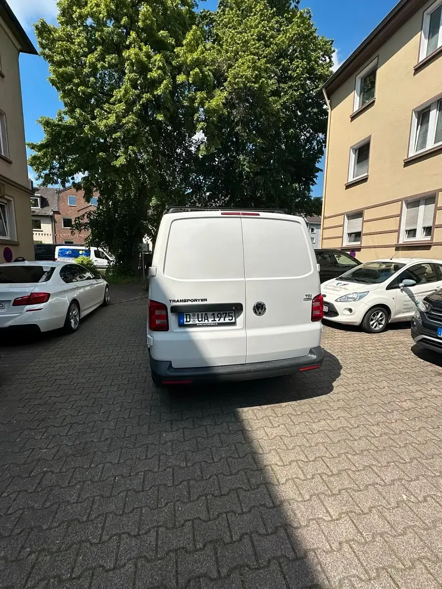 Gebraucht VW Transporter 102 PS (75 kW) 2015 Weiß Van