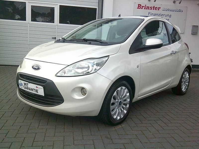 Gebraucht Ford Ka Titanium 69 PS (50 kW) 2015 Weiß Kleinwagen