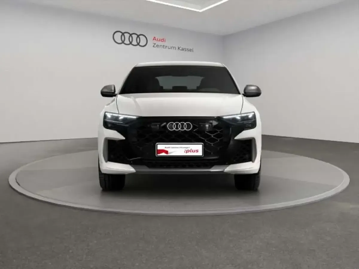 Gebraucht Audi RS Q8 Performance 640 PS (470 kW) 2024 Carraraweiß SUV