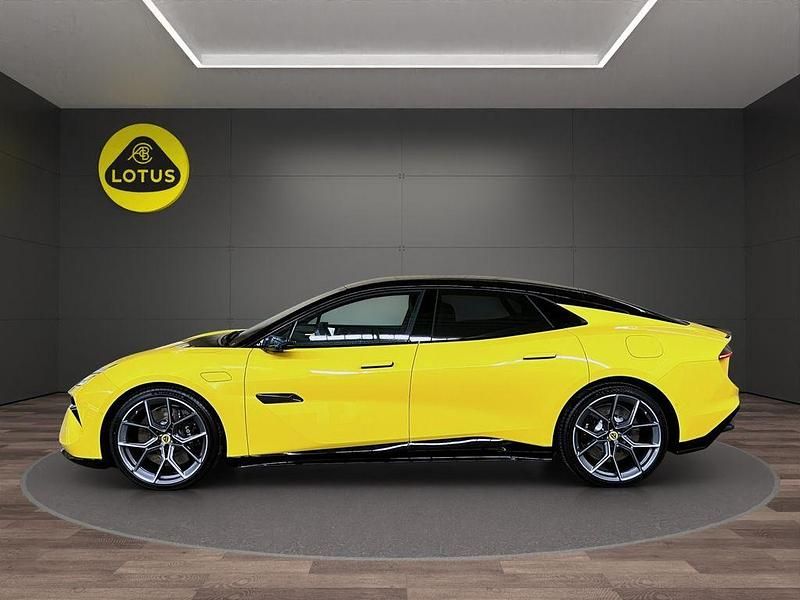 Ny Lotus Emeya 450 kW (612 HK) 2026 Gul Hatchback