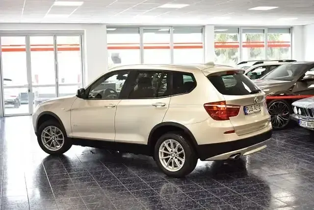 Gebraucht BMW X3 Sport Line 184 PS (135 kW) 2013 Mineralsilber SUV