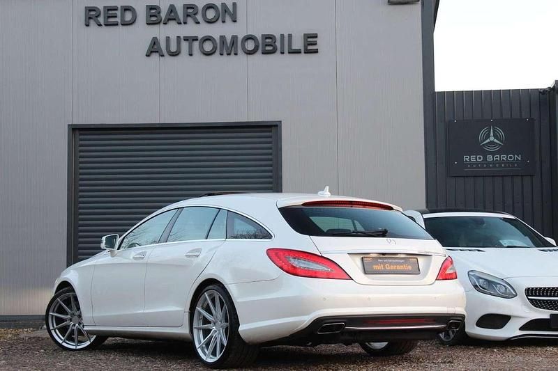 Gebraucht Mercedes CLS350 AMG 265 PS (194 kW) 2013 Diamantweiss Kombi