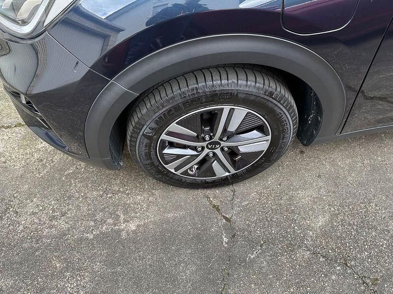 Gebraucht Kia Niro Edition 7 105 PS (77 kW) 2020 Blau SUV