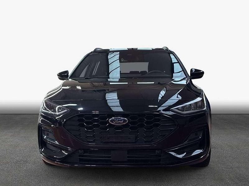 Gebraucht Ford Focus ST-Line X 125 PS (91 kW) 2024 Agate black metallic Kombi