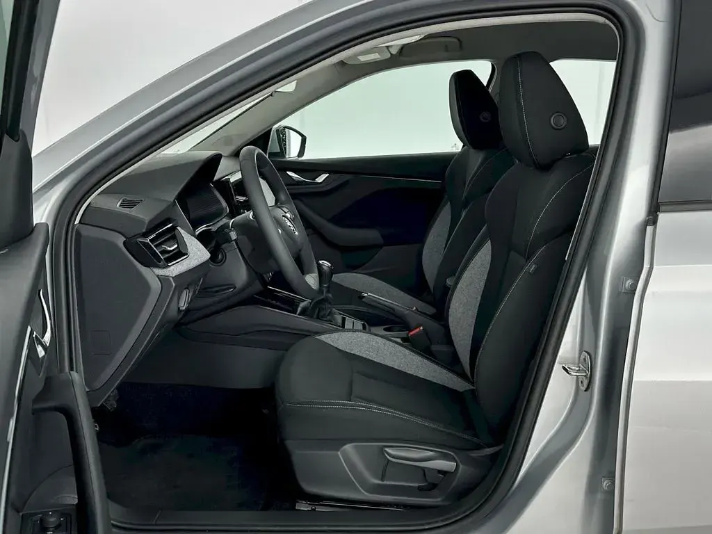 Gebraucht Skoda Scala Selection 116 PS (85 kW) 2025 Silber Kleinwagen