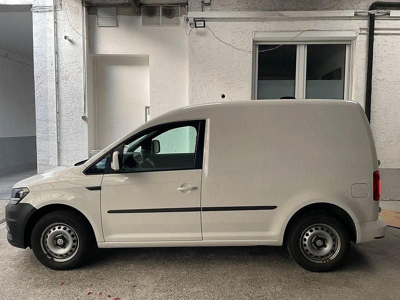 Gebraucht VW Caddy 102 PS (75 kW) 2016 Weiß Van / Kleinbus