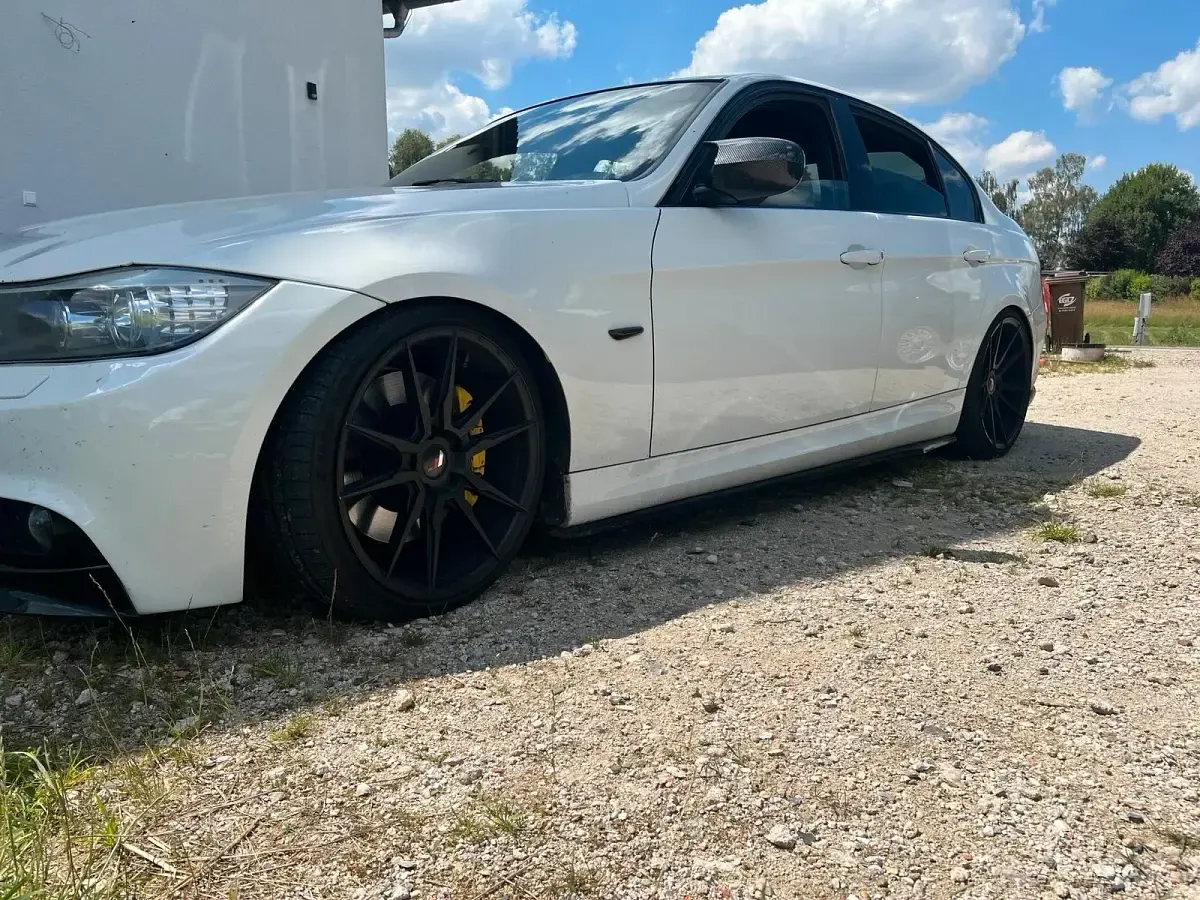 Gebraucht BMW 335 306 PS (225 kW) 2011 Weiß Limousine