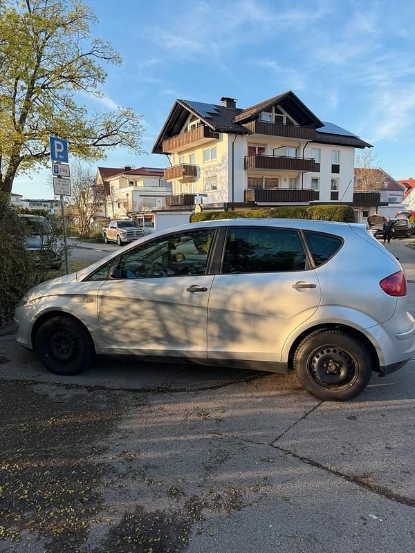 Usata Seat Altea 105 CV (77 kW) 2006 Argento Monovolume