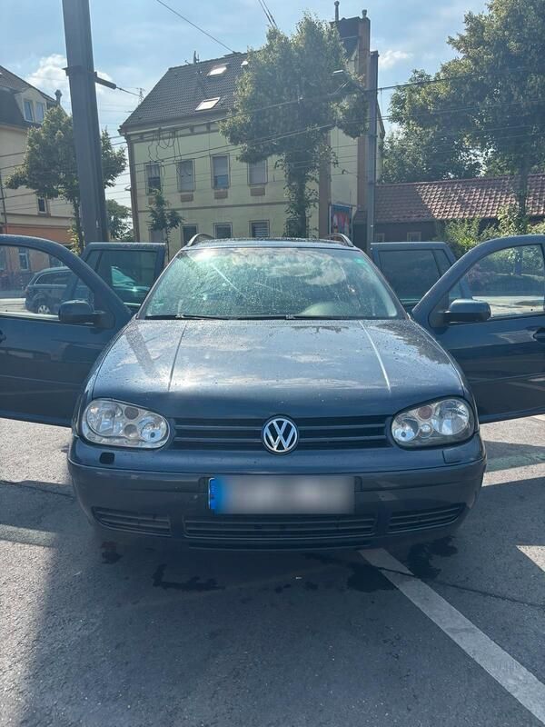 Blau Gebraucht 2006 VW Golf V Kombi | 2.000 € (Fairer Preis) - Bild 1/4