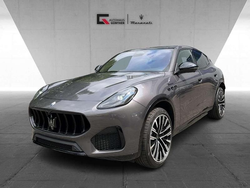 Grau Neu 2025 Maserati Grecale SUV | 96.890 € (Guter Preis) - Bild 1/4