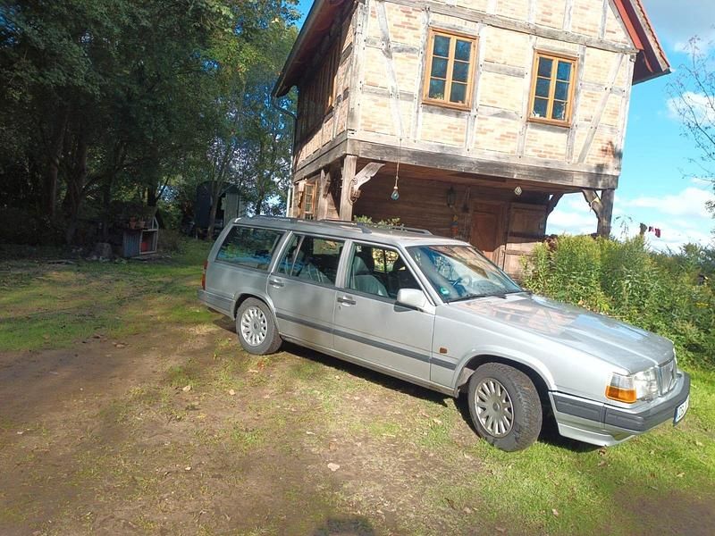 Gebraucht Volvo 940 135 PS (99 kW) 1996 Silber Kombi