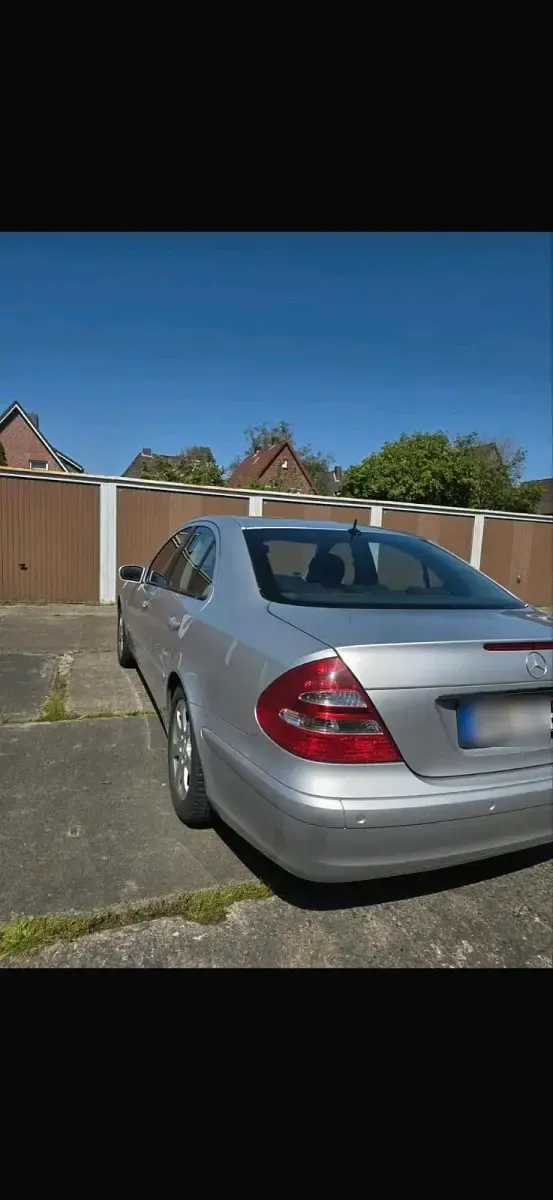 Gebraucht Mercedes E200 163 PS (119 kW) 2006 Silber Limousine