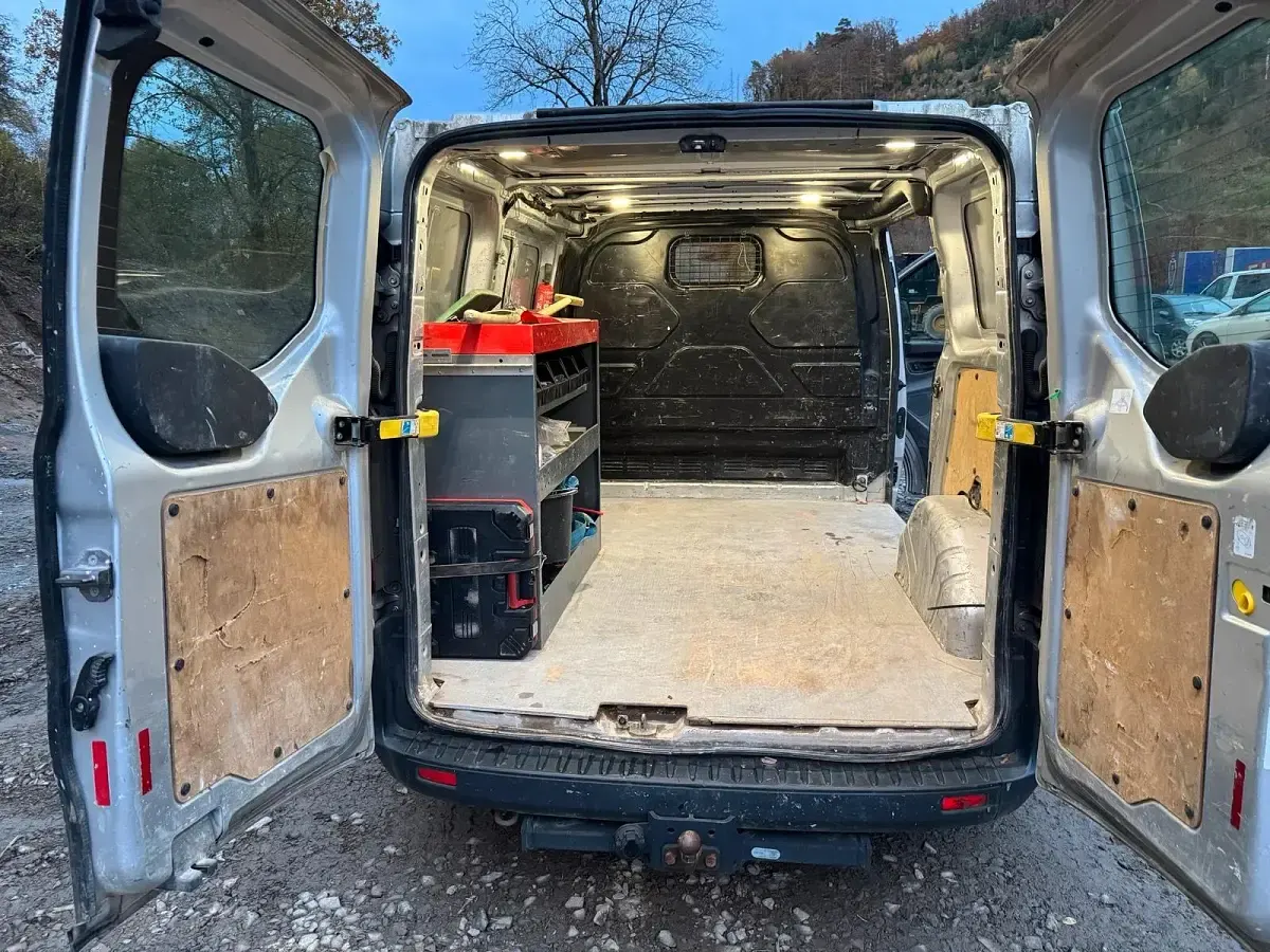 Gebraucht Ford Transit Custom 100 PS (73 kW) 2015 Silber Limousine