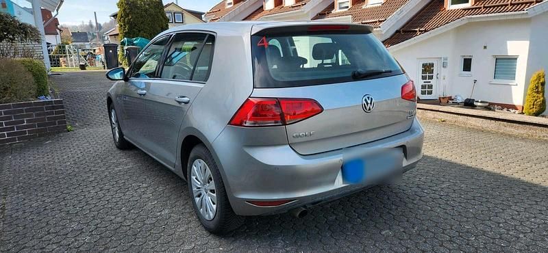 Second-hand VW Golf VII 110 CP (80 kW) 2015 Gri Berlinǎ