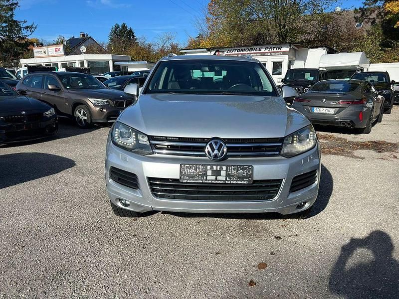 Gebraucht VW Touareg 239 PS (175 kW) 2010 Silber SUV