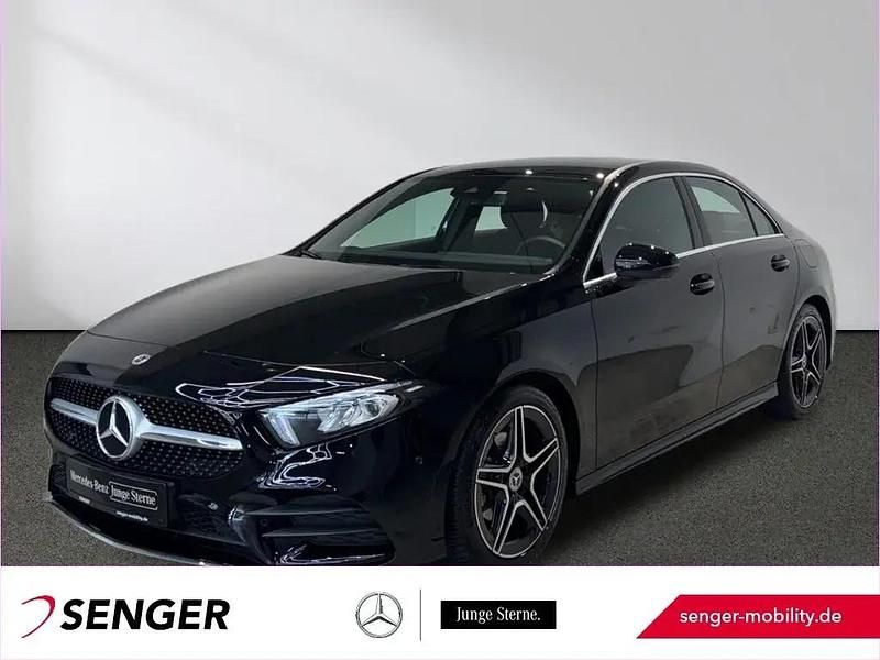 Gebraucht 2020 Mercedes A180 AMG Limousine | 28.880 € (Fairer Preis) - Bild 1/1
