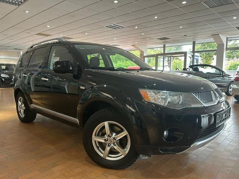 Gebraucht Mitsubishi Outlander 156 PS (114 kW) 2010 Schwarz SUV