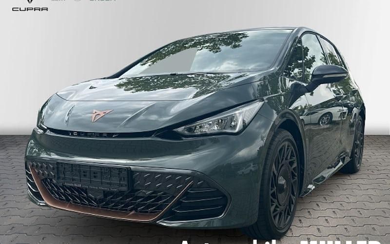 Dunkelgruen Neu 2025 Cupra Born VZ2 Kleinwagen | 55.975 € (Etwas zu teuer) - Bild 1/4