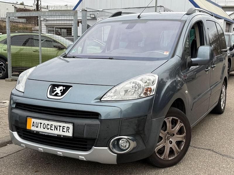 Gebraucht Peugeot Partner Tepee 120 PS (88 kW) 2010 Blau Van / Kleinbus