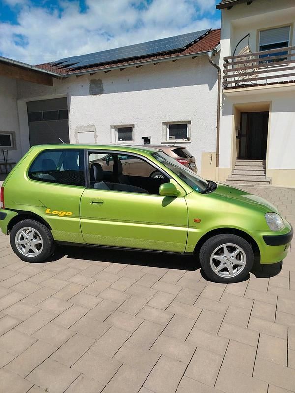Grün Gebraucht 1999 Honda Logo Kleinwagen | 1.250 € (Teuer) - Bild 1/4