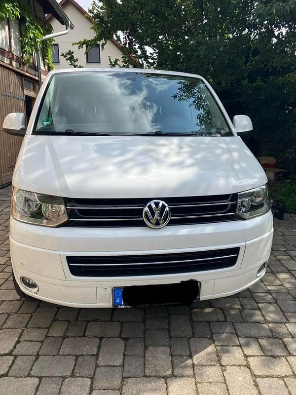Weiß Gebraucht 2010 VW T5 Highline Van | 12.400 € (Superpreis) - Bild 1/4