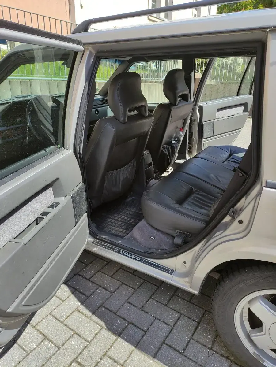 Gebraucht Volvo 940 132 PS (97 kW) 1997 Silber Limousine