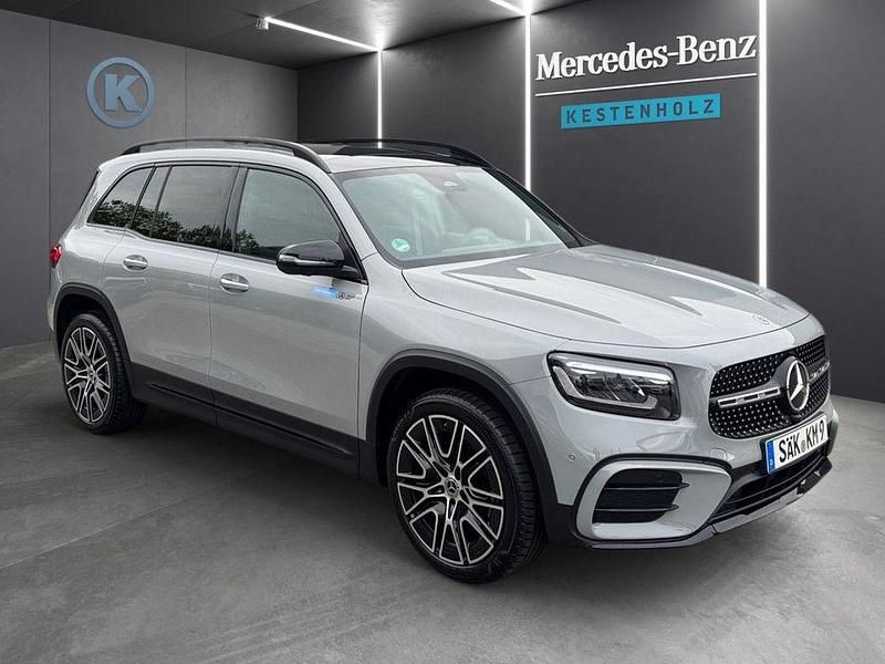 Gebraucht Mercedes GLB180 AMG 185 PS (136 kW) 2025 Grau SUV
