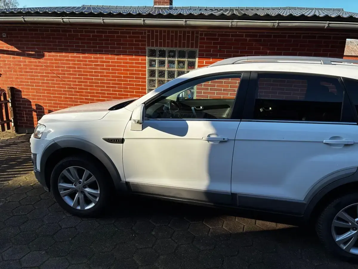 Gebraucht Chevrolet Captiva LT 167 PS (122 kW) 2013 Weiß SUV