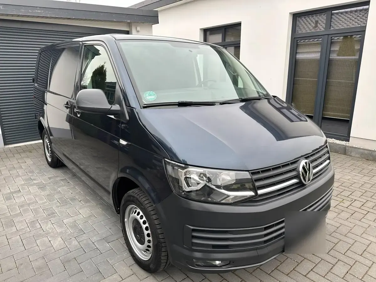 Gebraucht VW Transporter 150 PS (110 kW) 2017 Blau Van