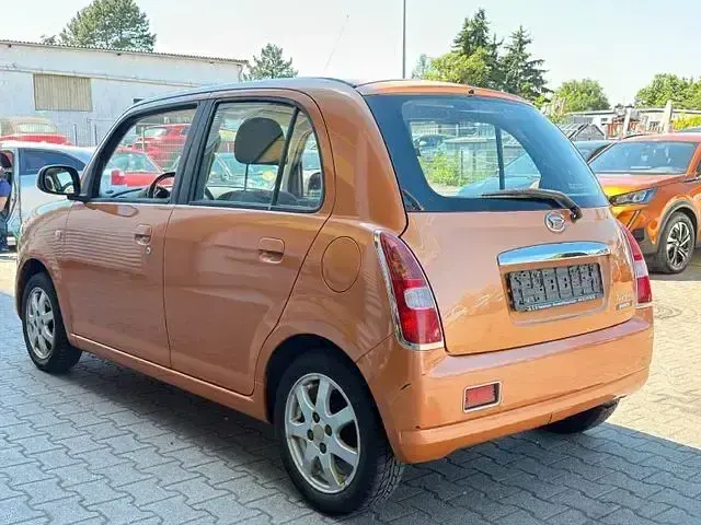 Gebraucht Daihatsu Trevis 58 PS (42 kW) 2006 Orange Kleinwagen