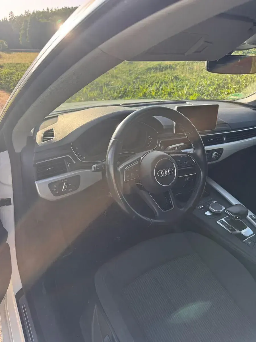 Gebraucht Audi A5 S-Line 190 PS (139 kW) 2018 Weiß Coupé