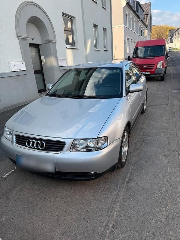 Second-hand Audi A3 115 CP (84 kW) 2002 Negru Hatchback