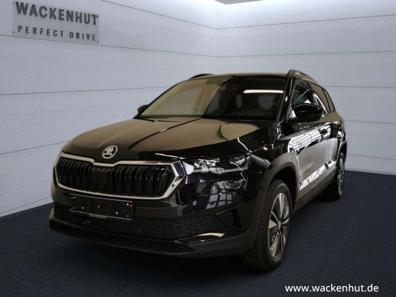 Schwarz Gebraucht 2023 Skoda Karoq Tour SUV | 30.800 € (Etwas zu teuer) - Bild 1/4