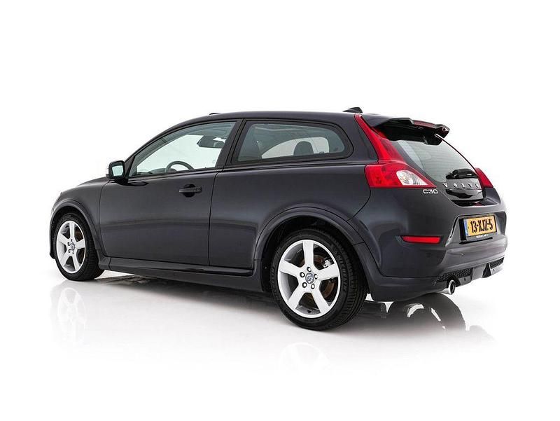 Gebraucht Volvo C30 R-Design 116 PS (85 kW) 2012 Schwarz Kleinwagen