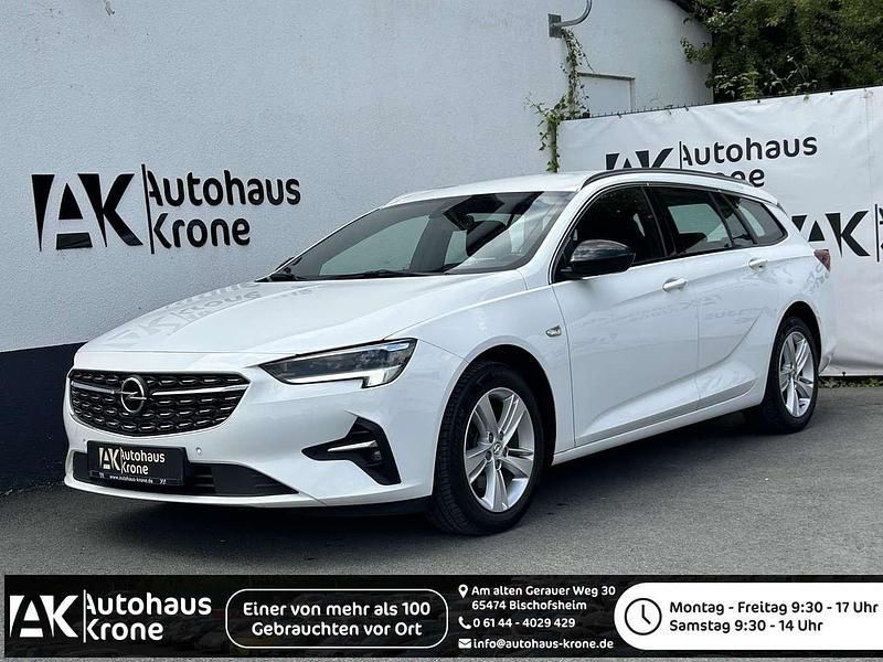 Jade weiss/arktis weiss Gebraucht 2022 Opel Insignia Elegance Kombi | 12.470 € (Fairer Preis) - Bild 1/4
