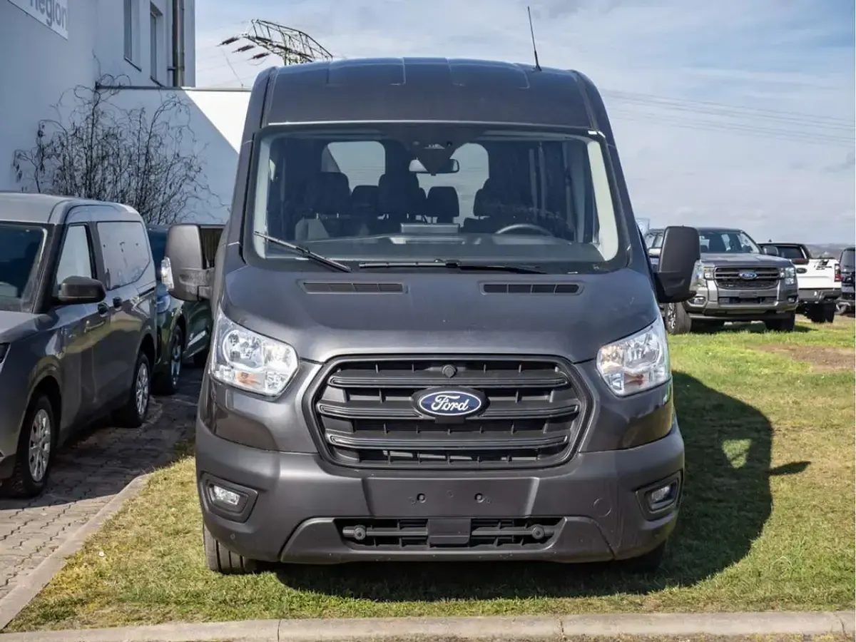 Neu Ford Transit Trend 150 PS (110 kW) 2026 Grau Kombi