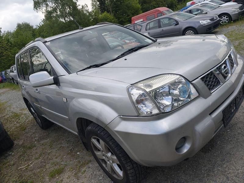 Silber Gebraucht 2006 Nissan X-Trail SUV | 1.850 € (Superpreis) - Bild 1/4
