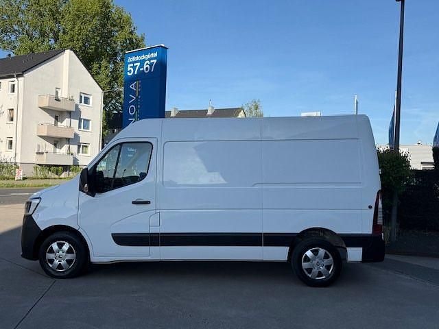 Second-hand Renault Master 179 CP (131 kW) 2020 Alb Monovolum