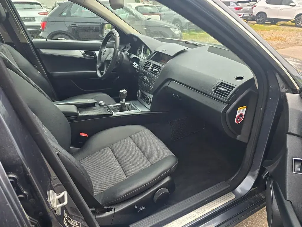 Usata Mercedes C180 156 CV (114 kW) 2008 Grigio Berlina