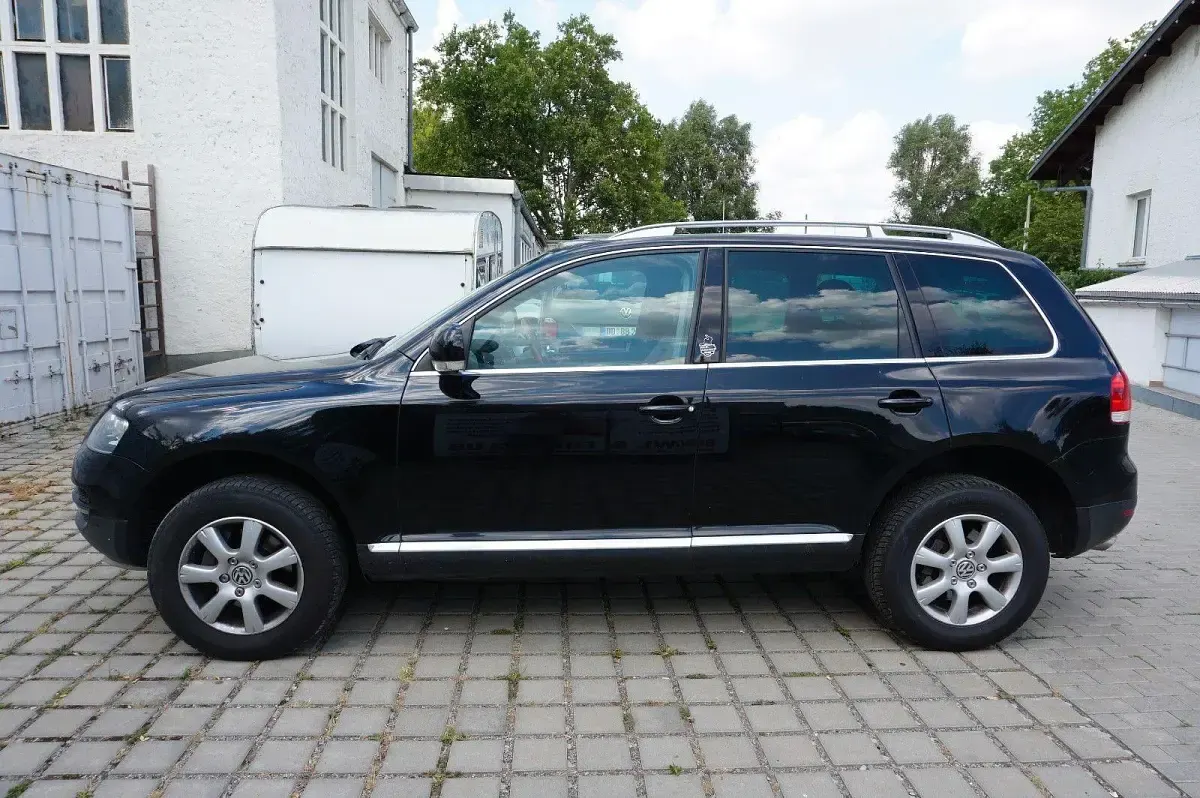 Gebraucht VW Touareg 224 PS (164 kW) 2006 Schwarz SUV