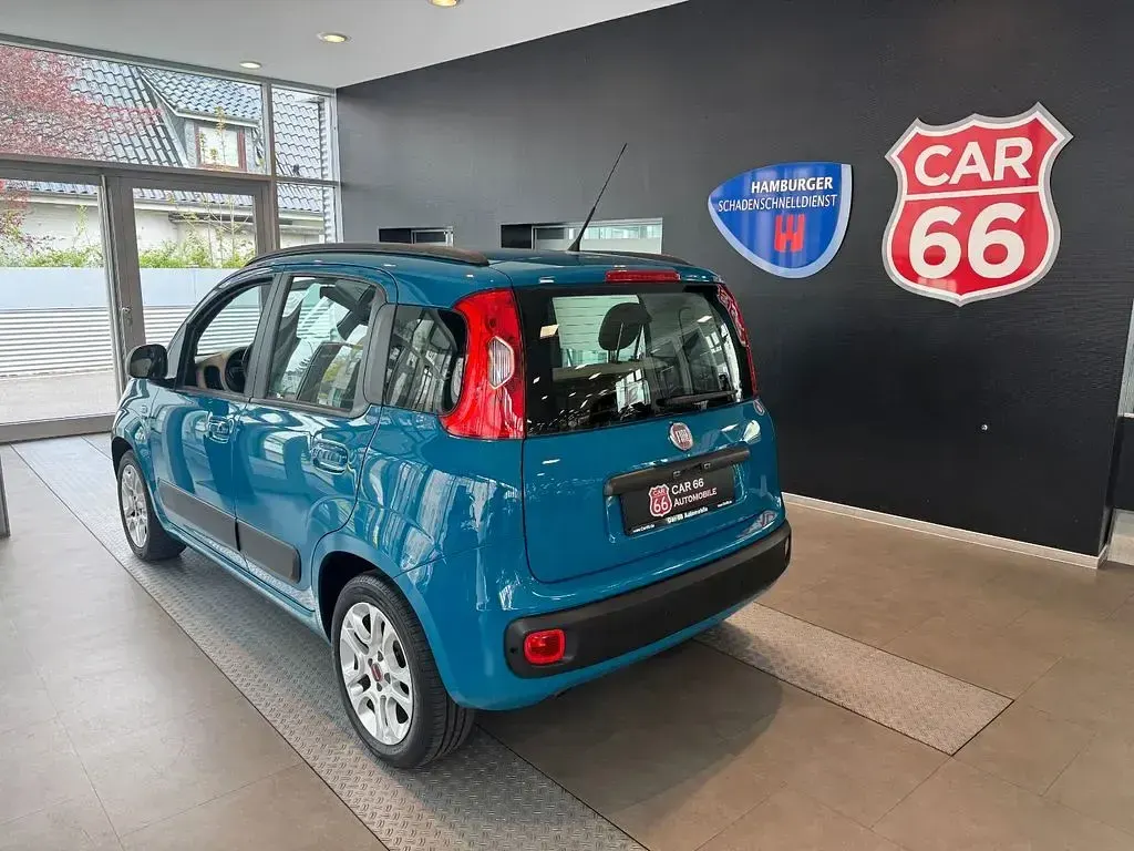 Gebraucht Fiat Panda Lounge 86 PS (63 kW) 2012 Turchese sognante Kleinwagen
