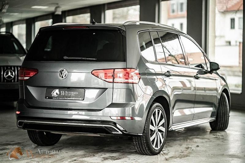 Gebraucht VW Touran Join 150 PS (110 kW) 2019 Grau Van / Kleinbus