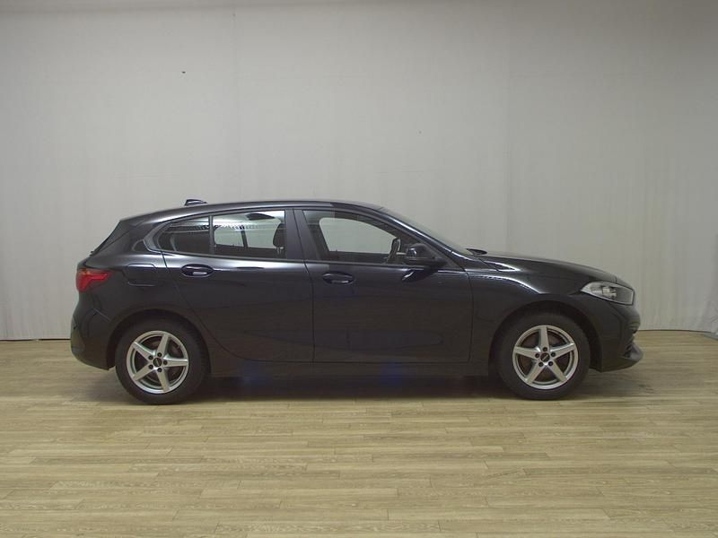 Schwarz Gebraucht 2021 BMW 116 Performance Kleinwagen | 15.480 € (Guter Preis) - Bild 1/4