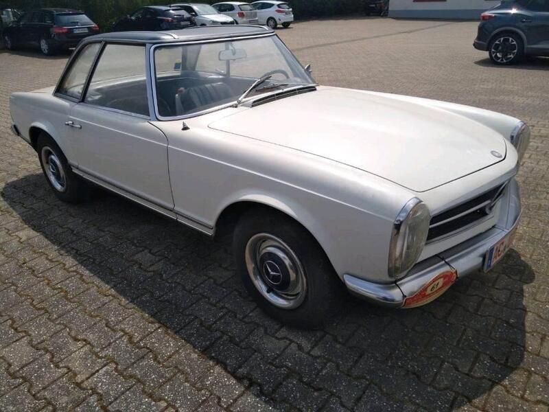 Weiß Gebraucht 1965 Mercedes W113 Limousine | 110.000 € - Bild 1/4