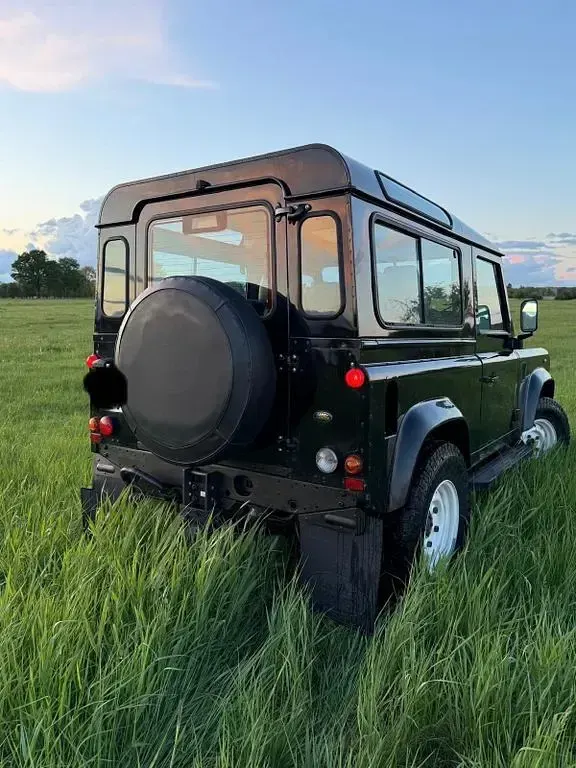 Gebraucht Land Rover Defender SE 122 PS (89 kW) 2003 Schwarz Kombi