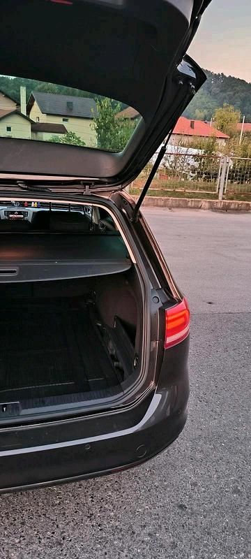 Gebraucht VW Passat 190 PS (139 kW) 2016 Braun Kombi