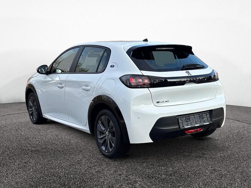 Gebraucht Peugeot 208 Active 100 kW (136 PS) 2021 Weiß Kleinwagen